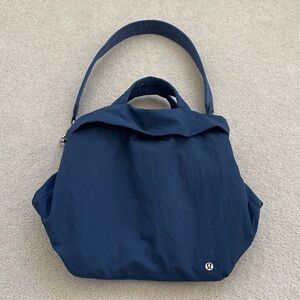 lululemon athletica On My Level Deep Blue Shoulder Bag